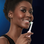 Oral B Eltandborste Pro1 Pink + Extra Refill Oral B Eltandborste Pro1 Pink + Extra Refill