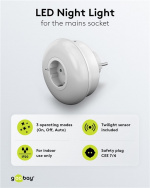 Goobay LED-natlampe til stikkontakt med 3 driftsformer (On, Off, Auto), skumringsensor og stikkontakt med jordforbindelse (type F)