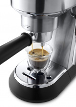 DeLonghi EC685.M Dedica -espressokeitin