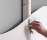 One For All WM5010 -rakenneilmaisin, vatupassilla