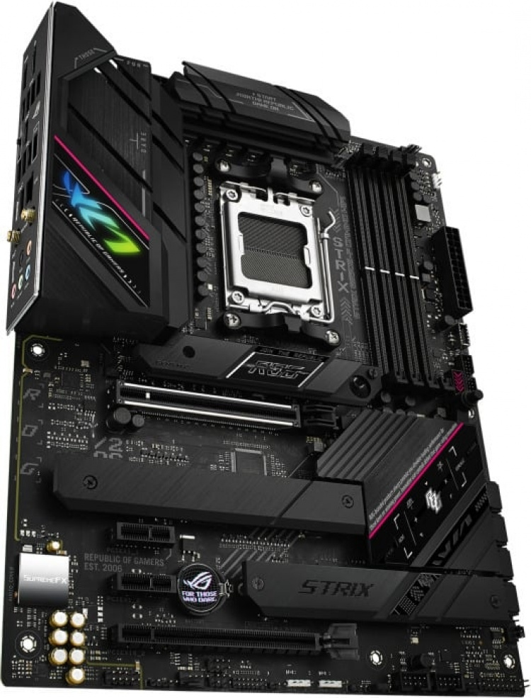 ASUS ROG STRIX B650E-F GAMING WIFI ATX -emolevy