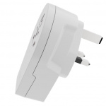 SKROSS World Adapter - World to UK USB-C™ PD för alla jordade och ojordade enheter (2- och 3-poliga), med integrerad, ultrasnabb USB-C™-laddare (Power Delivery)