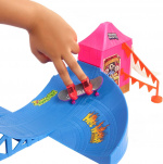 Hot Wheels Skate Amusement Park - finger cooker park