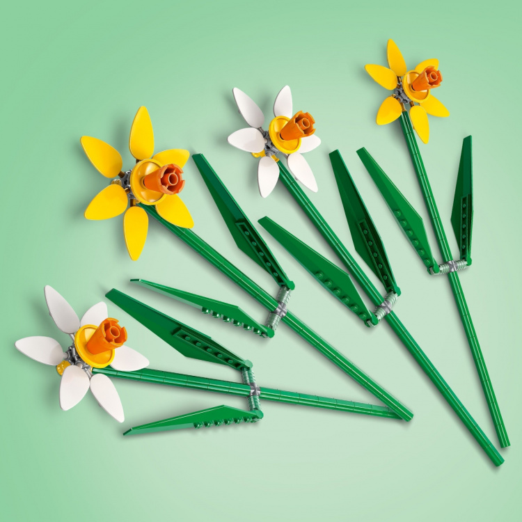 LEGO Botanical 40747 - Daffodils