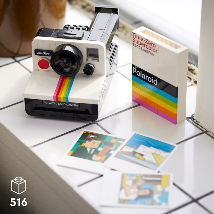 LEGO Ideas 21345 - Polaroid OneStep SX-70 Camera LEGO Ideas 21345 - Polaroid OneStep SX-70 Camera