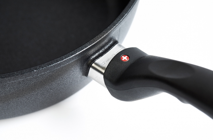 Swiss Diamond XD Classic Induction -stekpanna, 32 cm