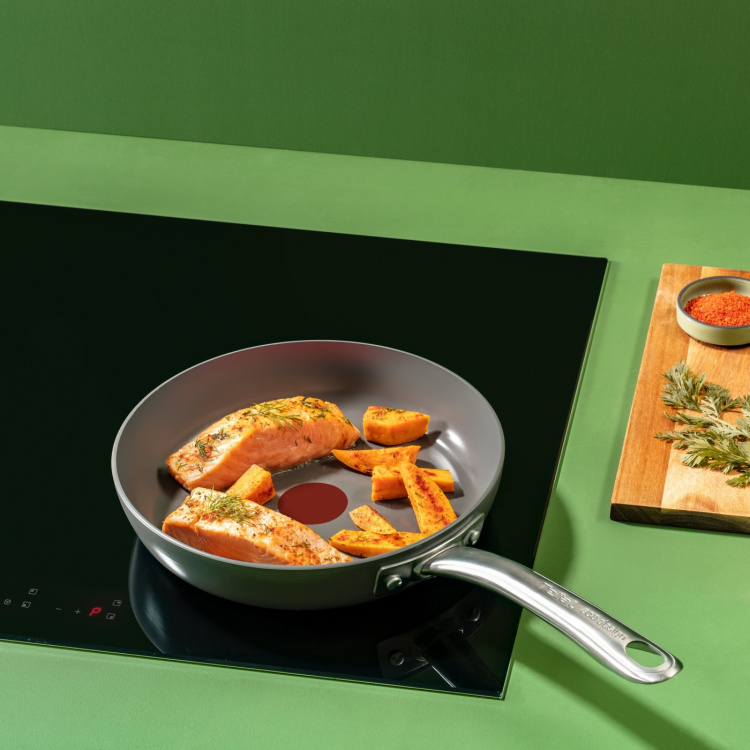 Tefal (RE)NEW+ - stekpanna, 24 cm, keramisk beläggning, grå