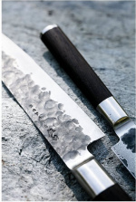 Satake Kuro Santoku-kniv 18 cm