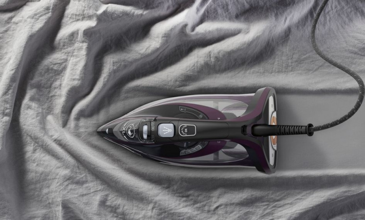 Tefal FV9835E0 Ultimate Pure Purple Steam Iron
