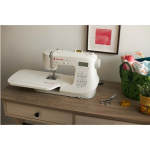 Singer Symaskin C7225 Elektronisk 97st sömmar inkl förlängningsbord