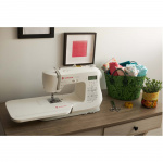 Singer Symaskin C7225 Elektronisk 97st sömmar inkl förlängningsbord