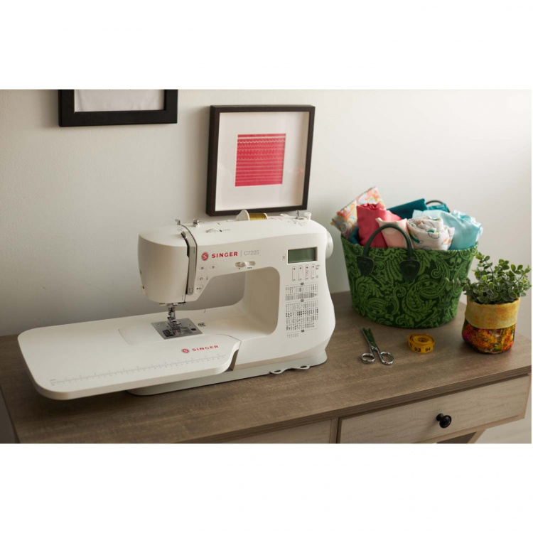 Singer Symaskin C7225 Elektronisk 97st sömmar inkl förlängningsbord