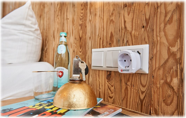 SKROSS reseadapter Europa till Storbritannien