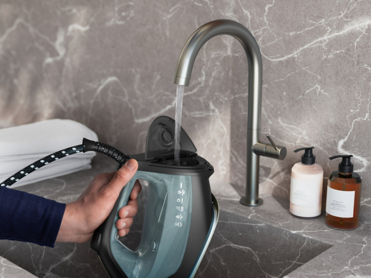 Electrolux Renew 800 E8SI2-6OG strykjärn