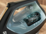 Electrolux Renew 800 E8SI2-6OG strykjärn