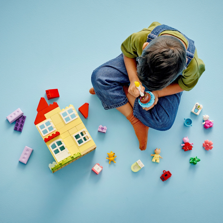 LEGO DUPLO Greta Gris - födelsedagshus