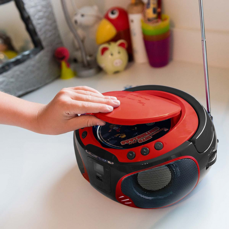 Lenco Bærbar FM-radio CD / MP3 / USB / Bluetooth-afspiller® med LED-belysning rød