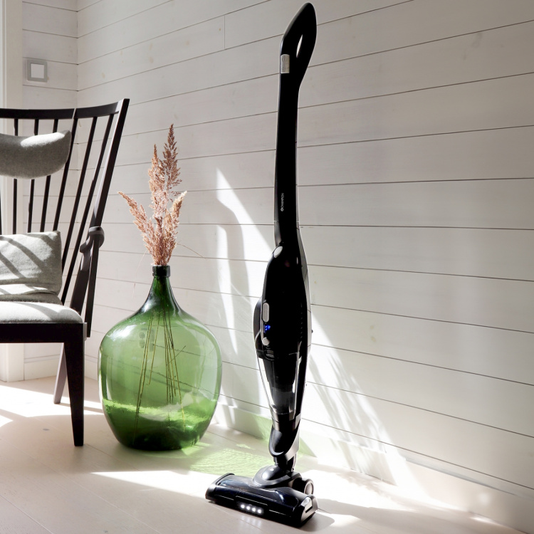 Champion Skaftdammsugare Eco Clean 2in1 120W SD420 Mattsvart Champion Skaftdammsugare Eco Clean 2in1 120W SD420 Mattsvart