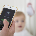 Zazu Zoe højttaler natlampe, pingvin, grå