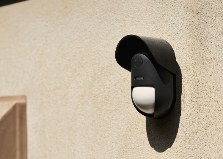 Yale udendørs bevægelsessensor til udendørs brug