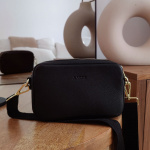 Aarni Crossbody Bag, sort, sølvfarvet lynlås