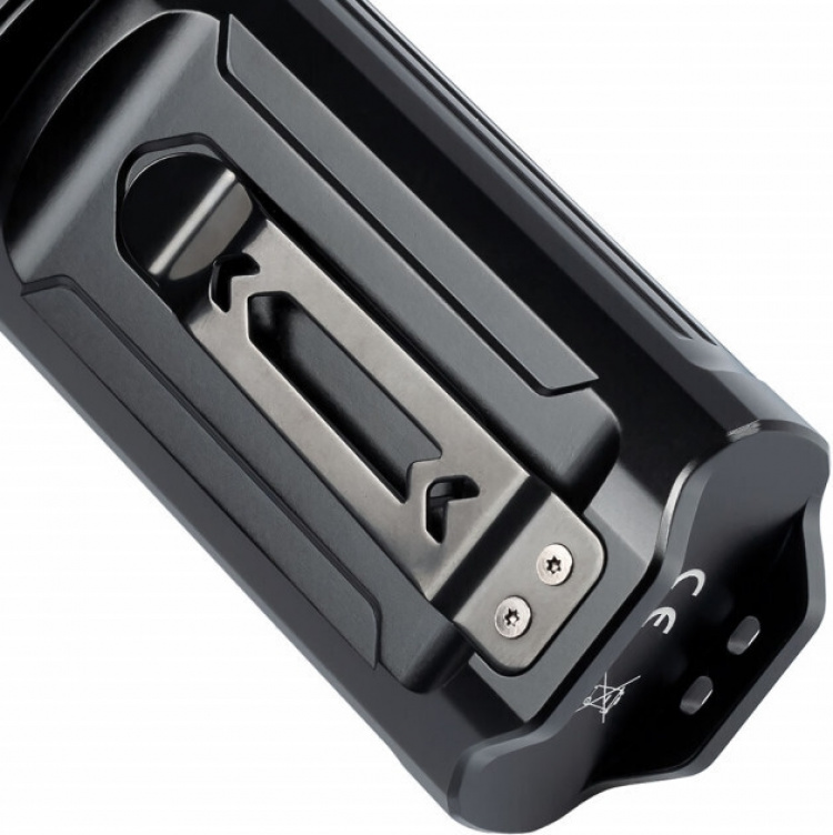 Fenix LR35R lommelygte