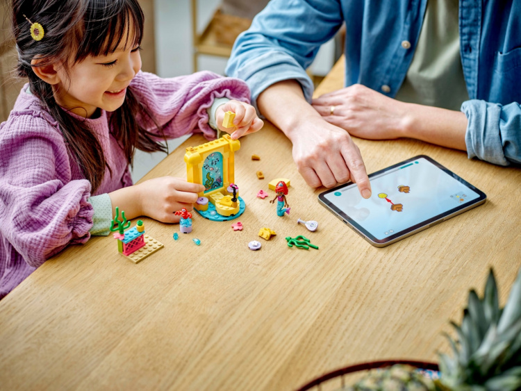 LEGO Disney Princess 43235 - Ariels scenekostume