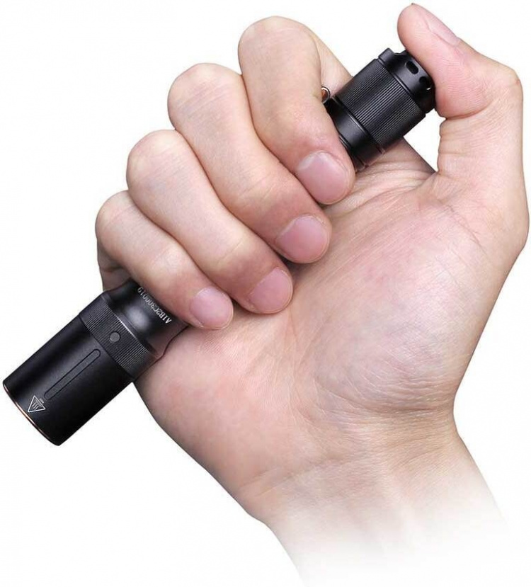 Fenix E20 V2.0 lommelygte