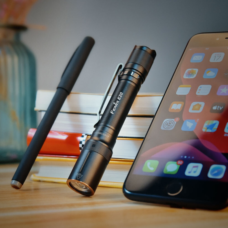 Fenix E20 V2.0 lommelygte