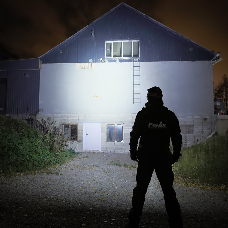 Fenix HM61R V2.0 pandelampe