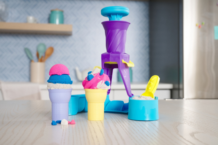 Kinetic Sand Soft Serve Station - legesæt til is