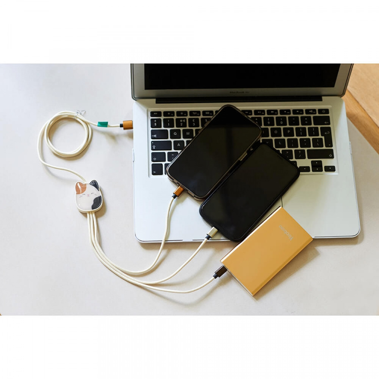 Squishmallows Opladerkabel 1,2m Cam 3i1 USB-C/Micro/Lightning