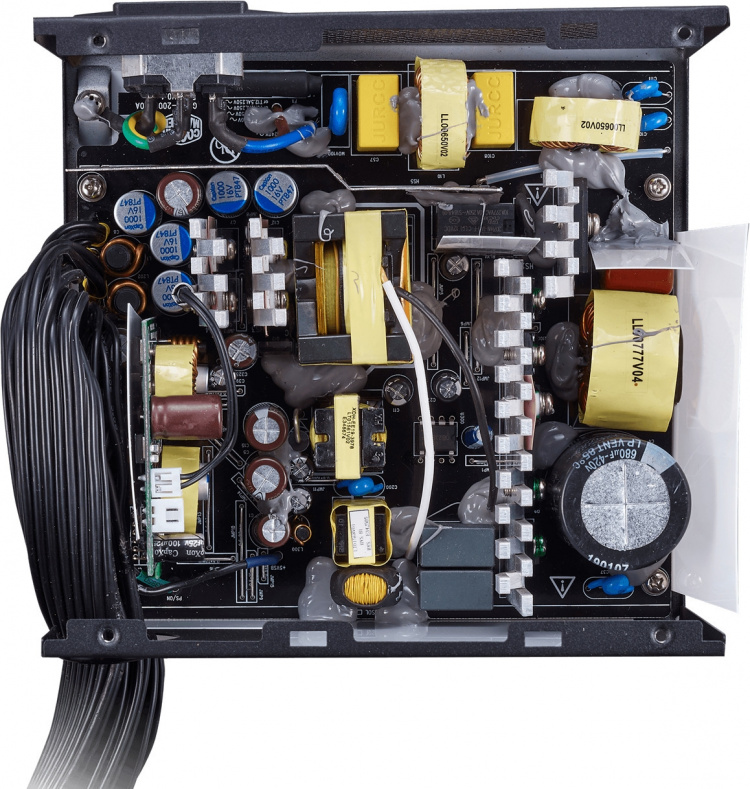 Cooler Master MWE Bronze V2 ATX-strømforsyning, 450 W