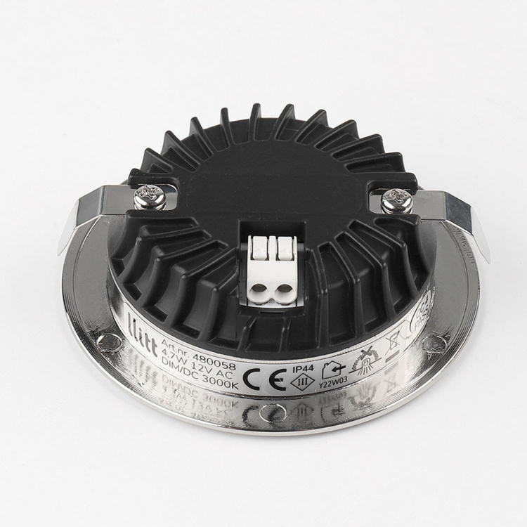 Llitt Alice 12V Infälld downlight 3000K IP44 340lm Borstad stål 1-pack Llitt Alice 12V Infälld downlight 3000K IP44 340lm Borstad stål 1-pack