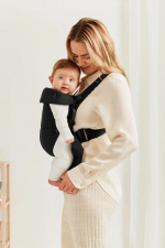 BabyBjörn Mini vævet rygsæk, sort