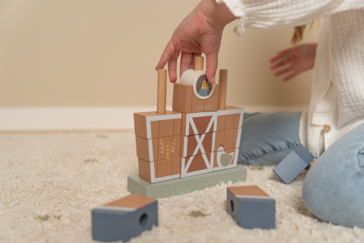 Little Dutch Little Farm - en bondegård, der kan stables