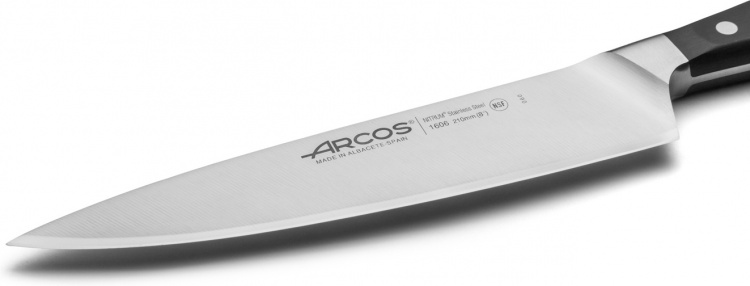 ARCOS Manhattan smedet kokkekniv, 21 cm