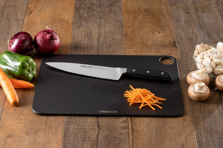ARCOS Manhattan smedet kokkekniv, 21 cm