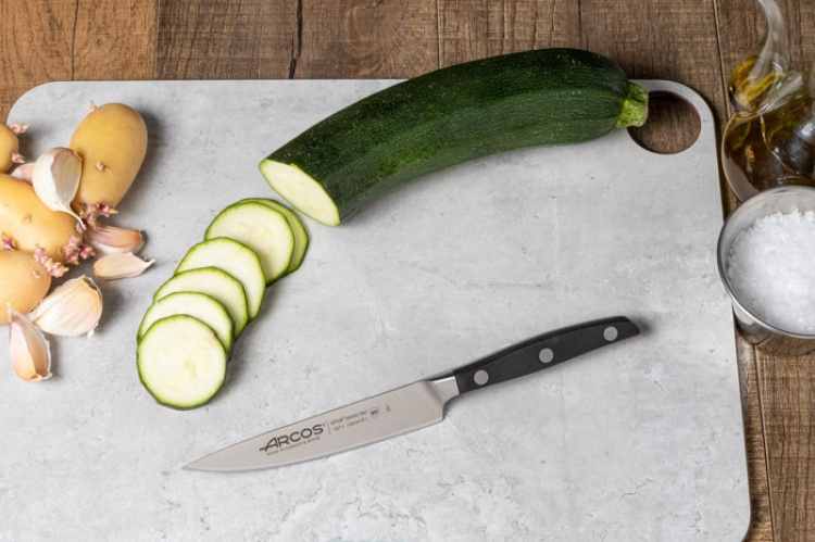 ARCOS Manhattan smedet grøntsagskniv, 13 cm