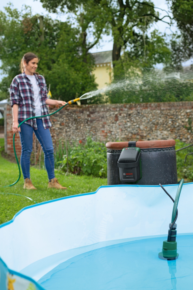 Bosch GardenPump 18V-2000 Solo genopladelig vandpumpe Bosch GardenPump 18V-2000 Solo genopladelig vandpumpe
