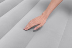 Bestway Tritech™ Luftmadras Queen luftfyldt ekstraseng, indbygget pumpe, 203 x 152 x 46 cm