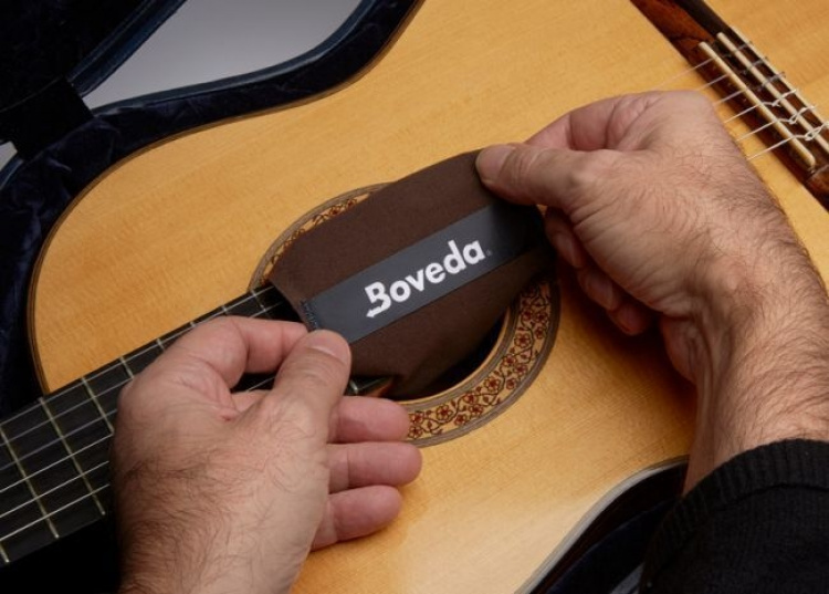 Boveda Starter Kit Lille, luftfugter til guitar