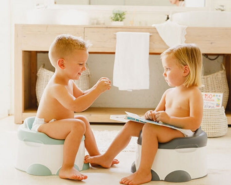 Bumbo Step N Potty - skammelpotte, cool grey