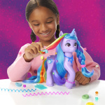 Hasbro My Little Pony 9 tommer Crystal Magic Izzy