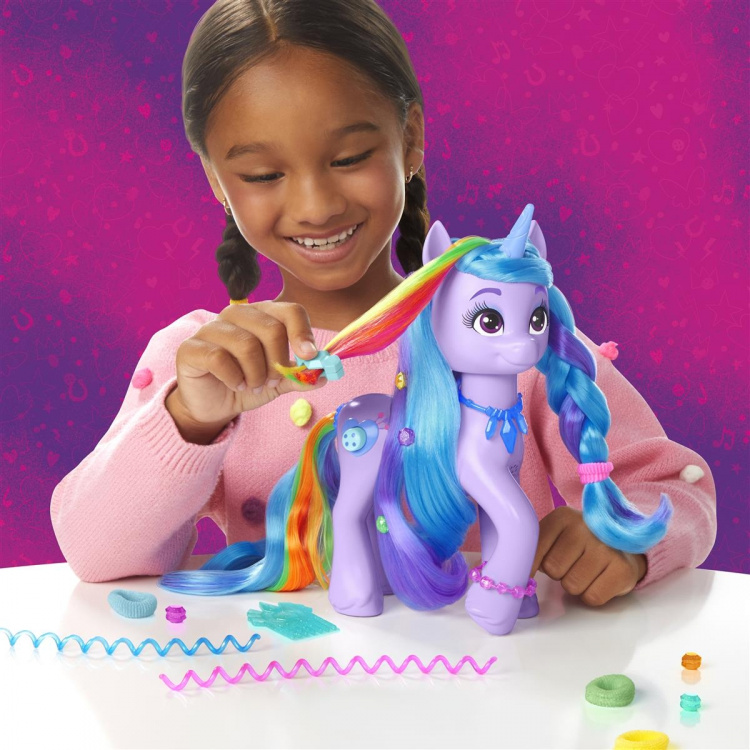 Hasbro My Little Pony 9 tommer Crystal Magic Izzy