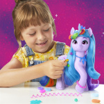 Hasbro My Little Pony 9 tommer Crystal Magic Izzy