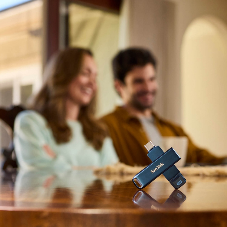 SanDisk USB-Drev Phone Drive 64 GB SanDisk USB-Drev Phone Drive 64 GB