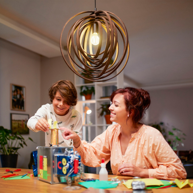 Philips LED E14 Klot P45 2,3W (40W) Frostad 485lm 2700K Energiklass A