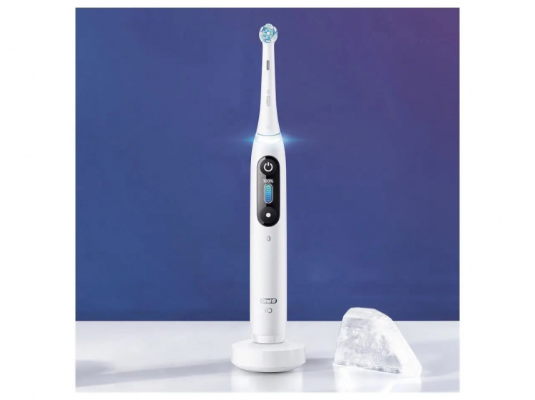 Oral B iO Series 8N Tandbørstesæt, Hvid