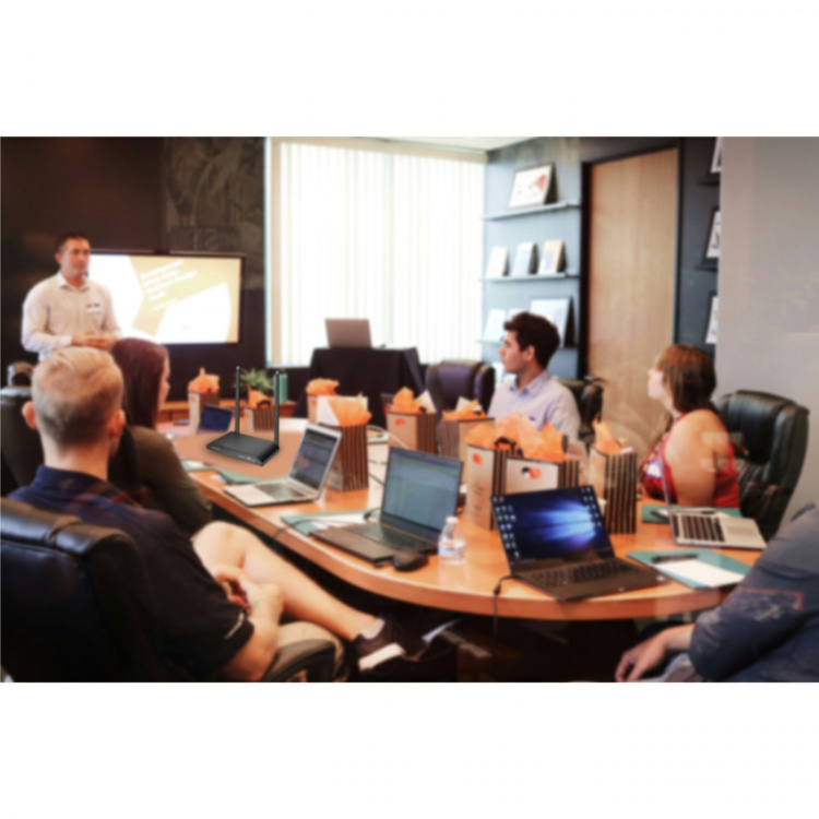 LogiLink Trådlös HDMI-överföring KVM 1till4 4K@60Hz LogiLink Trådlös HDMI-överföring KVM 1till4 4K@60Hz